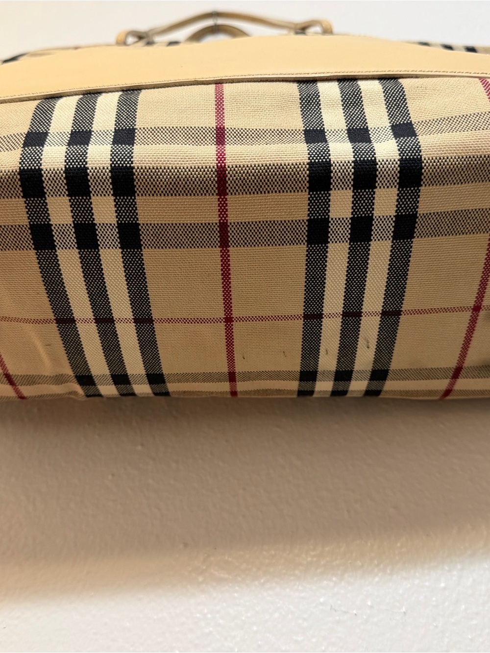 Burberry NOVA CHECK Plaid Canvas Tote with Tan Leather Trim Made in Italy - Picture 6 of 16